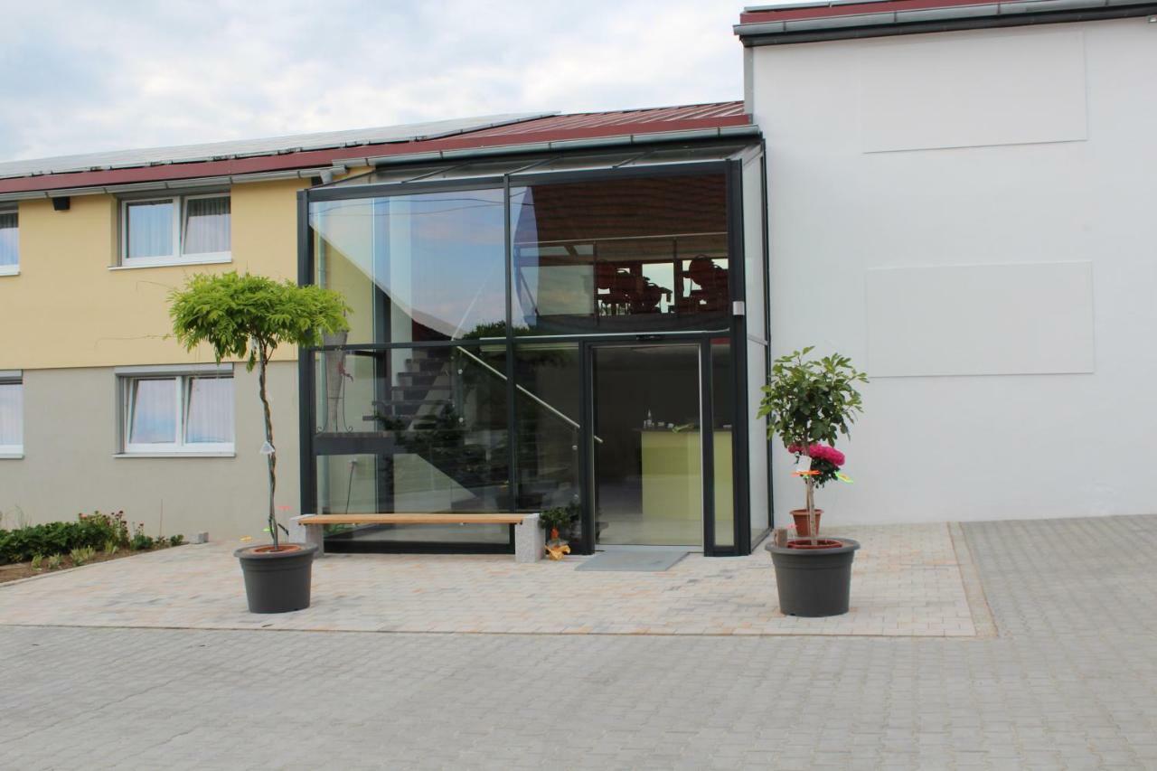 Gempfing Helmers Gaestehaus المظهر الخارجي الصورة